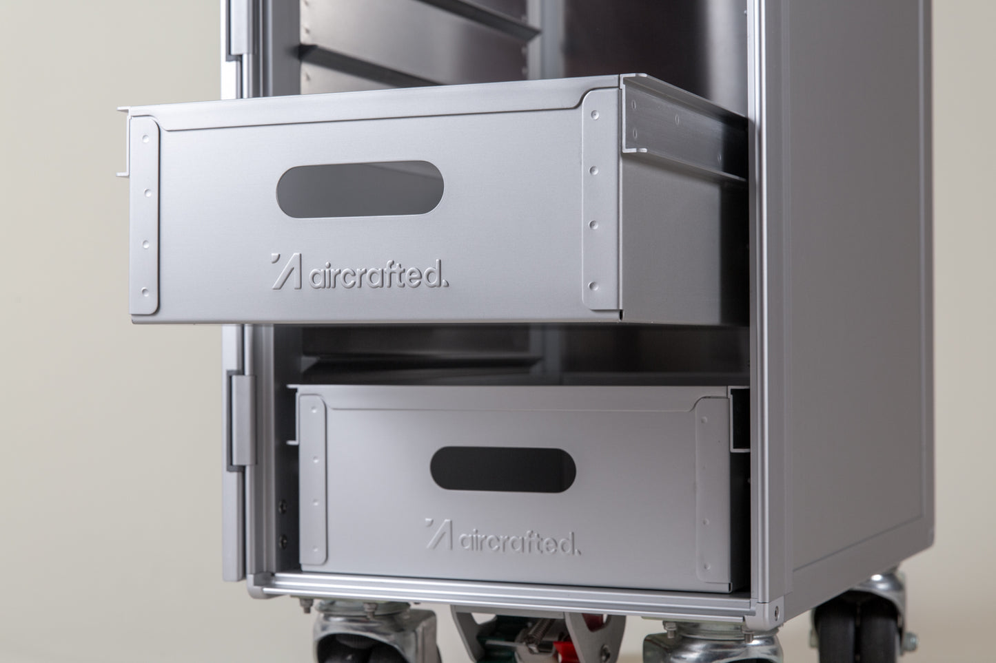 Aluminum insert M