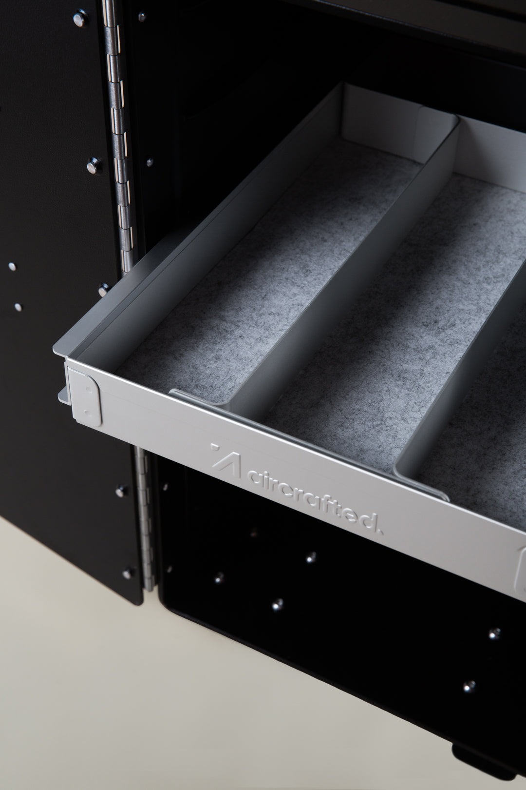 Aluminium-Schublade S mit Einsatz