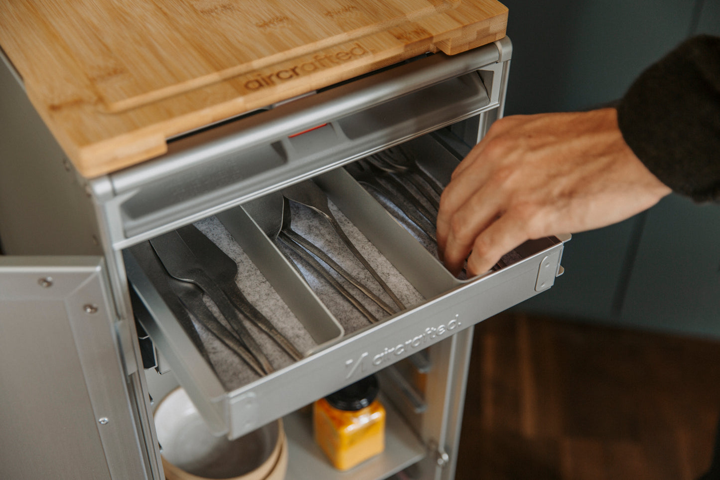 Aluminium-Schublade S mit Einsatz