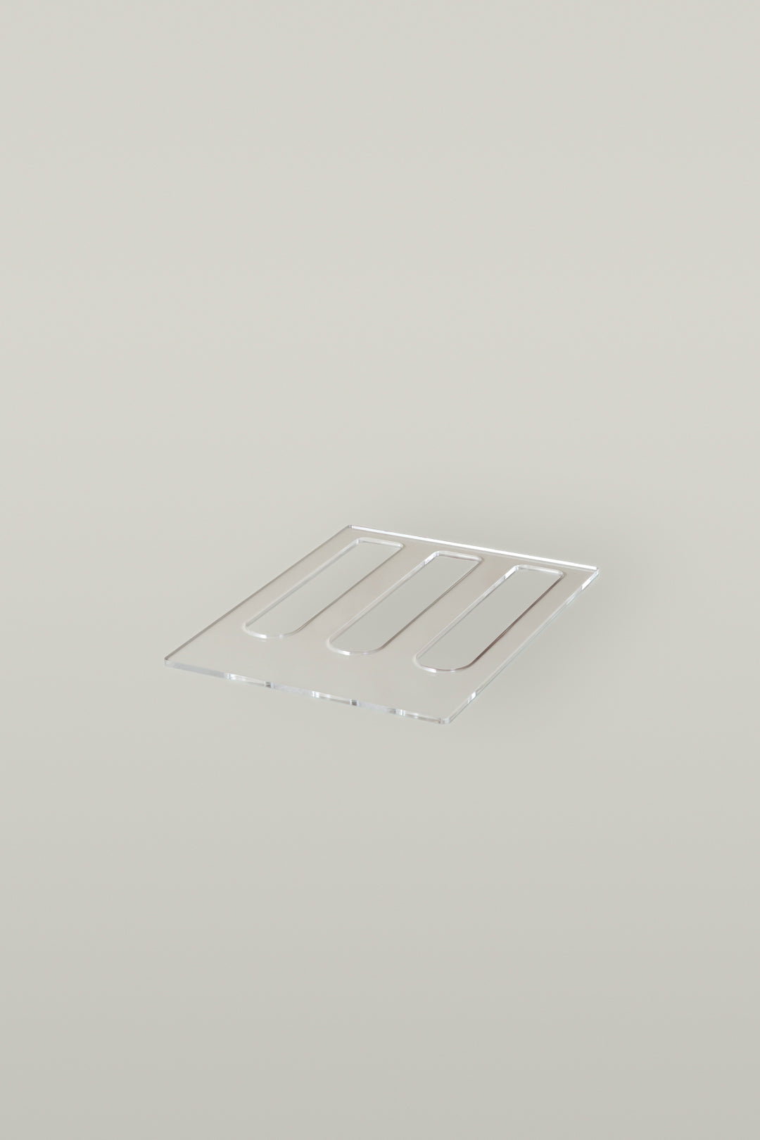 Acrylic glass bottle base